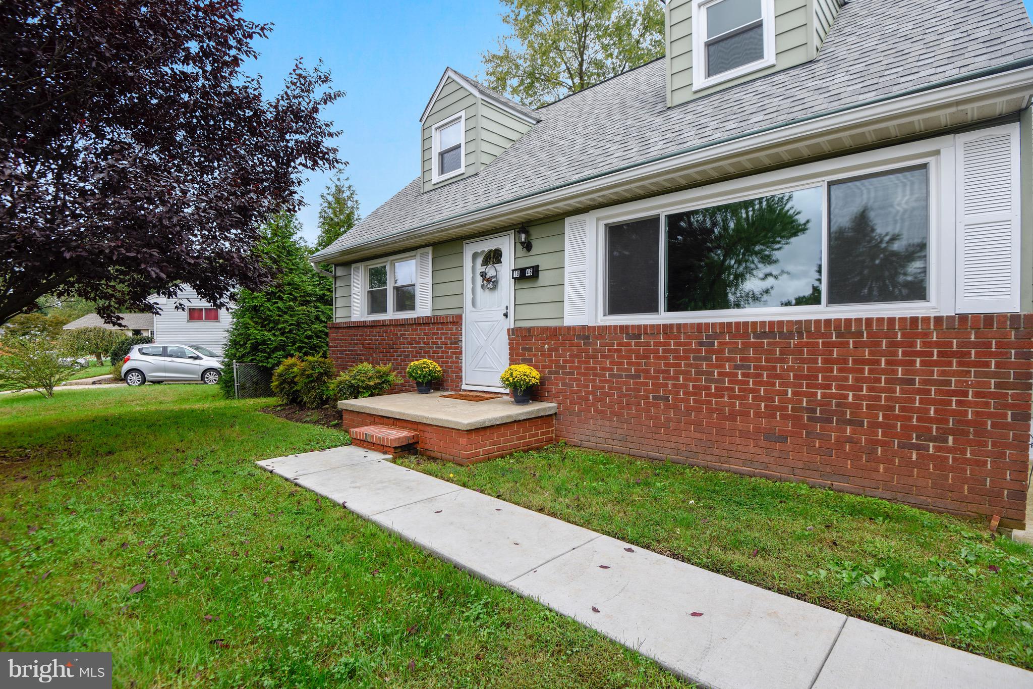 1846 Ridgewick Road Glen Burnie, MD 21061 - Photo 32 of 39 Front sidewalk