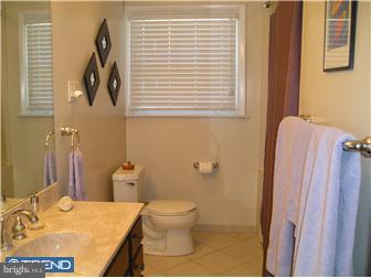 1456 Autumn Road Rydal, PA 19046 - Photo 11 of 12 Bathroom