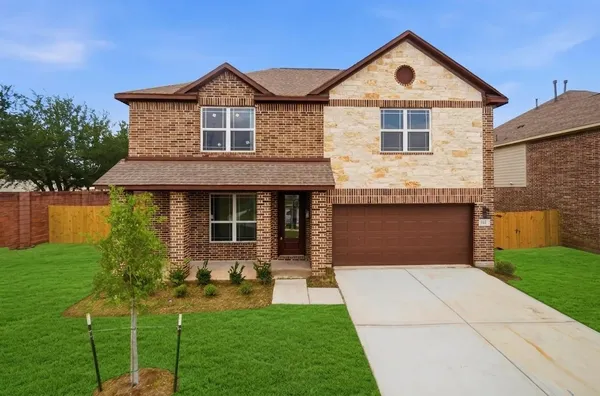 $393,990 | 114 Par Circle, La Porte, TX 77571