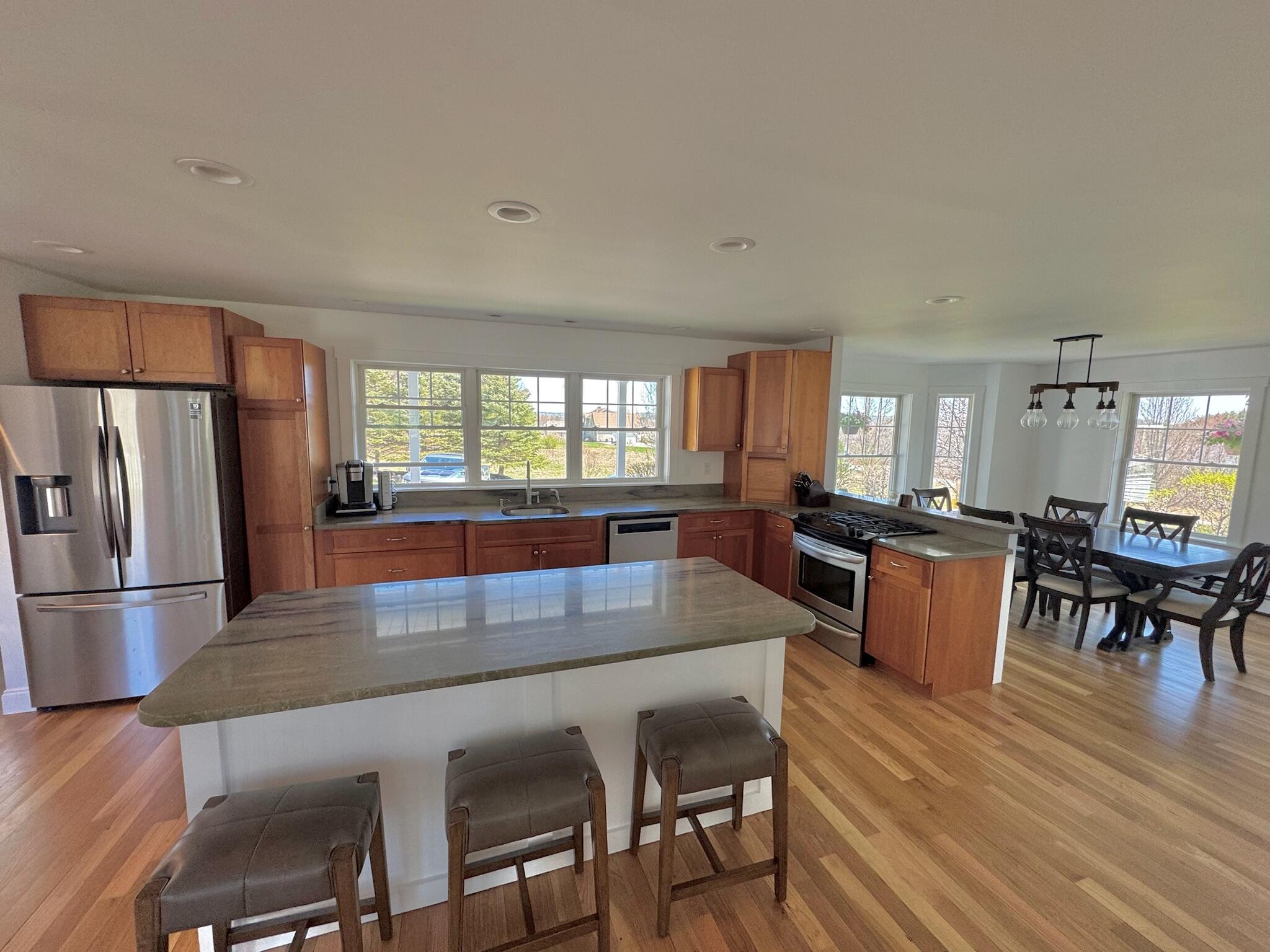 66 Foster Avenue Hampden, ME 04444 - Photo 12 of 51 IMG_6493