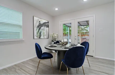 $2,650 | 5704 Darling Street, Houston, TX 77007