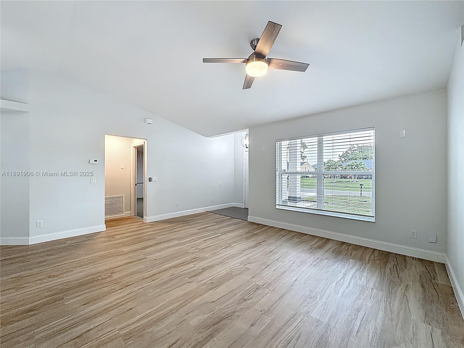 326 Southwest Covington Road Port St. Lucie, FL 34953 - Photo 5 of 38