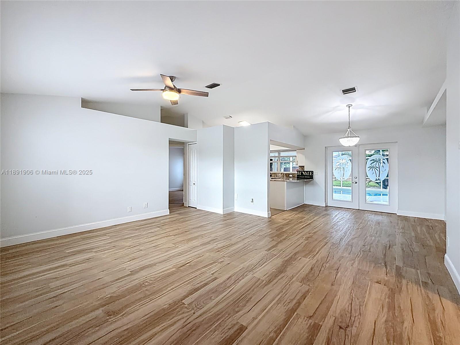 326 Southwest Covington Road Port St. Lucie, FL 34953 - Photo 7 of 38