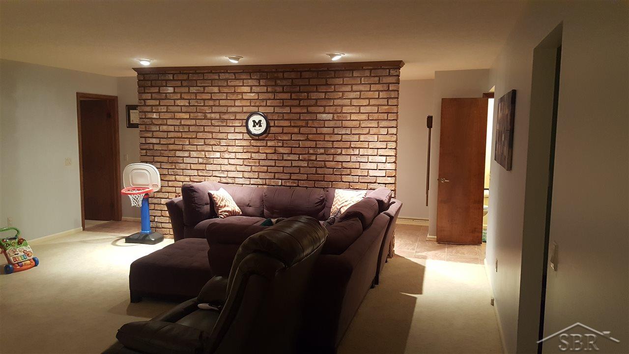 177 Stoneham Road Saginaw, MI 48638 - Photo 6 of 17 Gallery Image 6