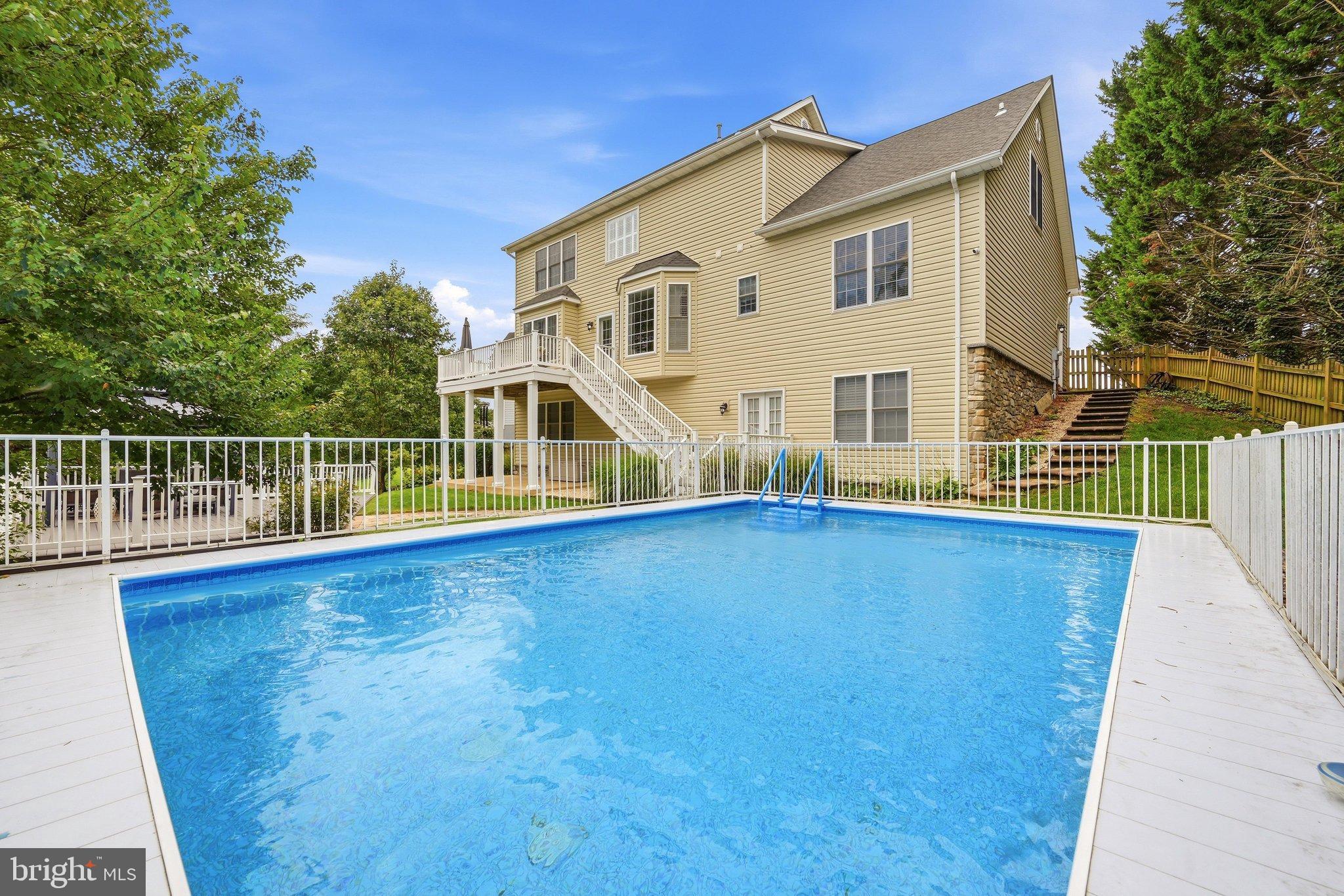 20 x 30 Salt Water Pool