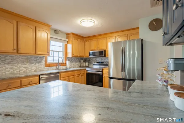 $449,900 | 77 Howard Avenue, Southington, CT 06489