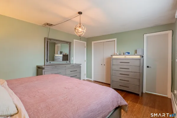 $449,900 | 77 Howard Avenue, Southington, CT 06489