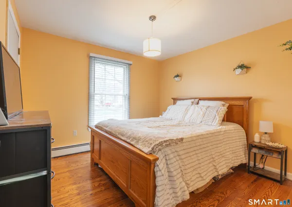 $449,900 | 77 Howard Avenue, Southington, CT 06489