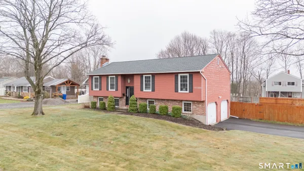 $449,900 | 77 Howard Avenue, Southington, CT 06489