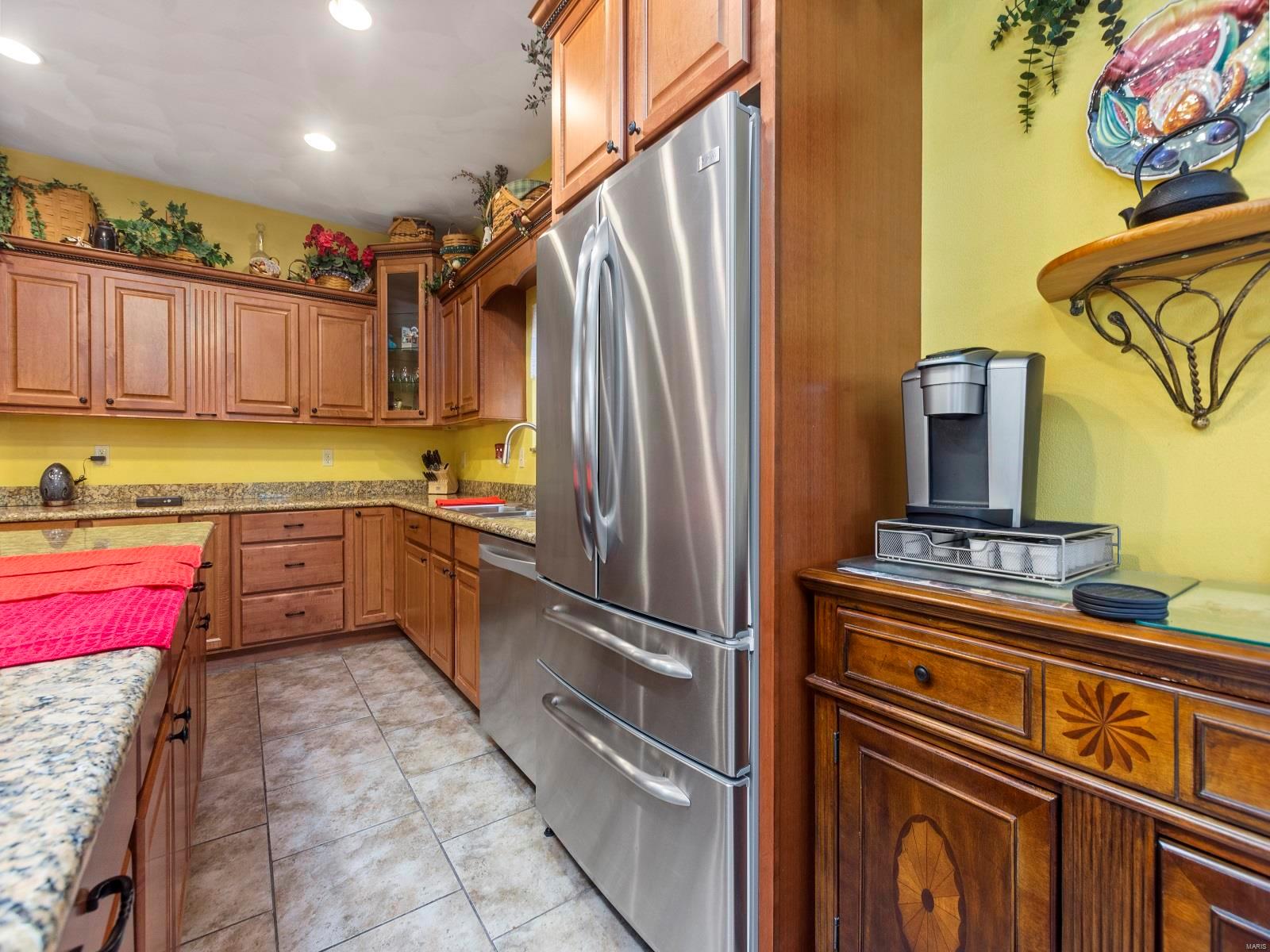 205 Paul Place Lebanon, IL 62254 - Photo 28 of 64