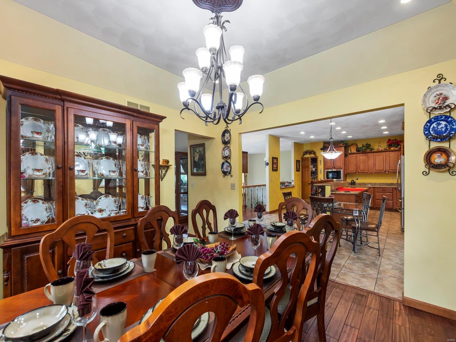 205 Paul Place Lebanon, IL 62254 - Photo 32 of 64