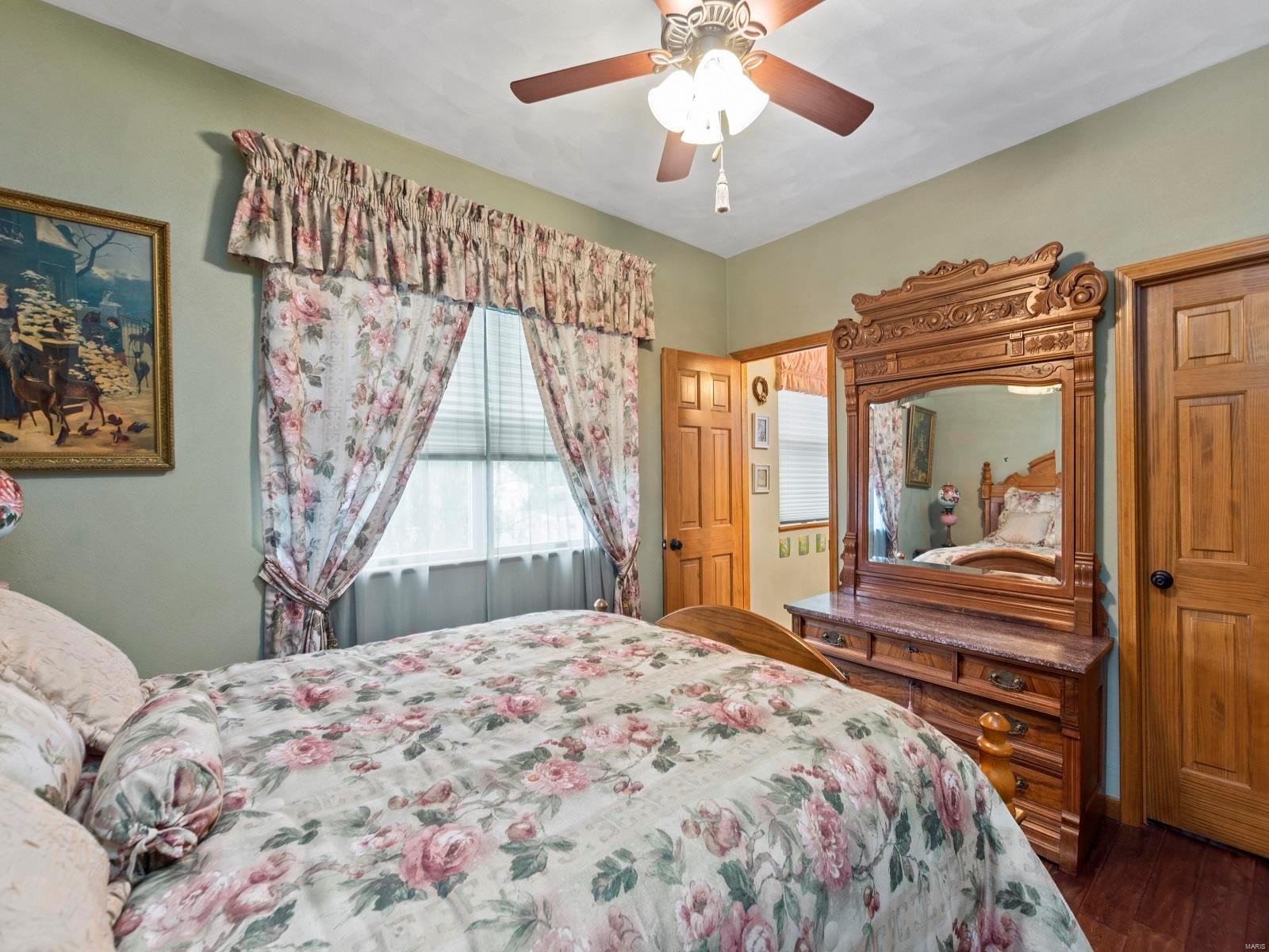 205 Paul Place Lebanon, IL 62254 - Photo 38 of 64