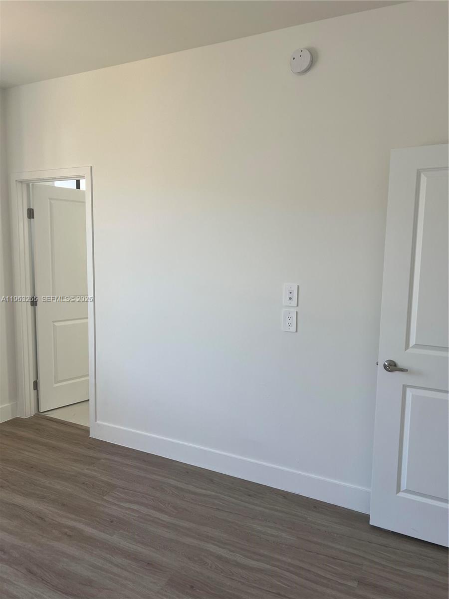 34531 Southwest 191st Avenue Homestead, FL 33030 - Photo 10 of 20 a view of an empty room
