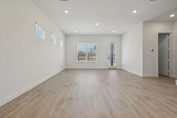 $385,150 | 19815 Emerald Bnd Way, Atascocita, TX 77346