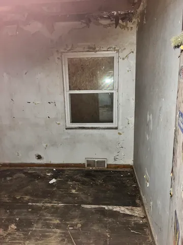 $17,900 | 14258 Glenfield Avenue, Detroit, MI 48213