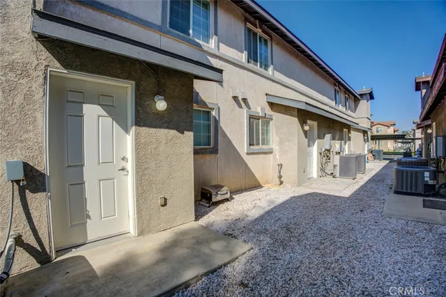 a view of a very nice looking room