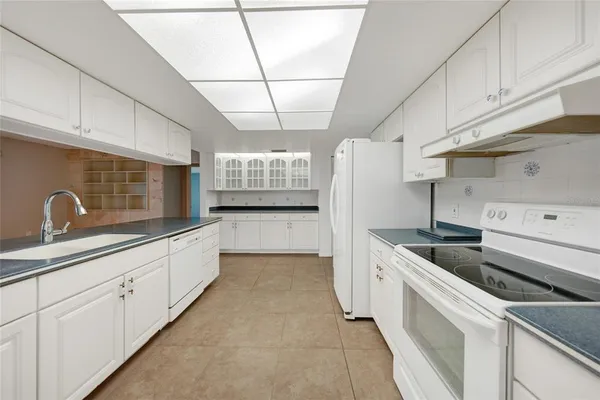 $525,000 | 931 Bal Harbor Boulevard, Punta Gorda, FL 33950