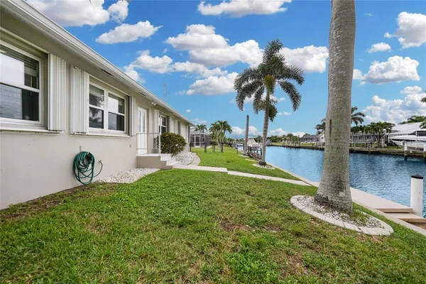 $525,000 | 931 Bal Harbor Boulevard, Punta Gorda, FL 33950