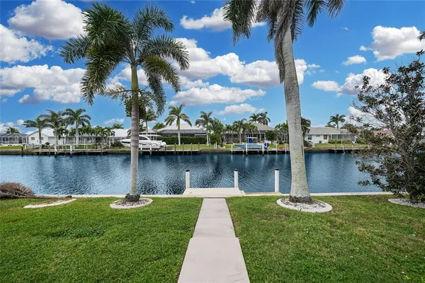 $525,000 | 931 Bal Harbor Boulevard, Punta Gorda, FL 33950
