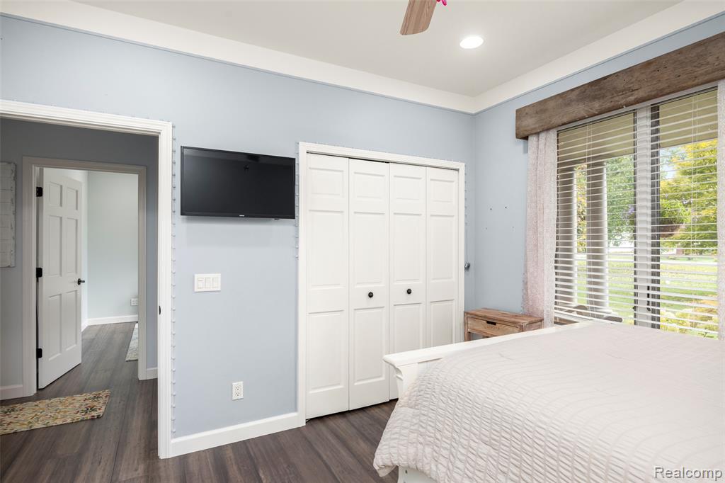 7030 Marsh Road Marine City, MI 48039 - Photo 17 of 47