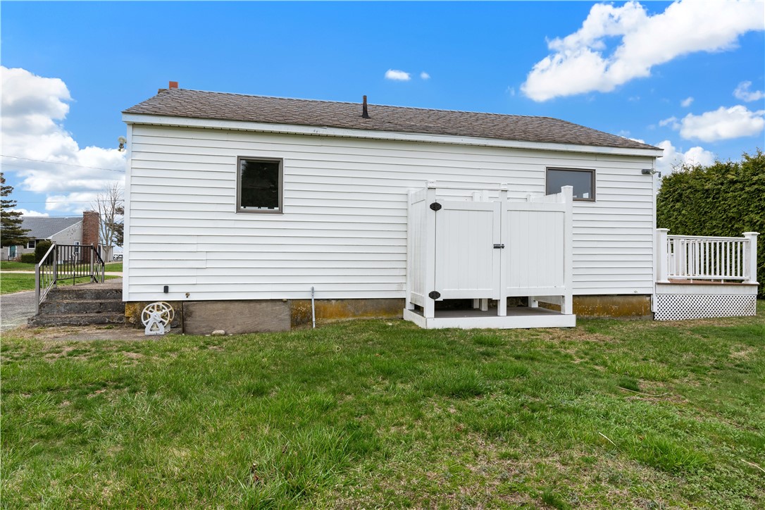 16 Rabbit Run Westerly, RI 02891 - Photo 21 of 23 Outdoor Shower
