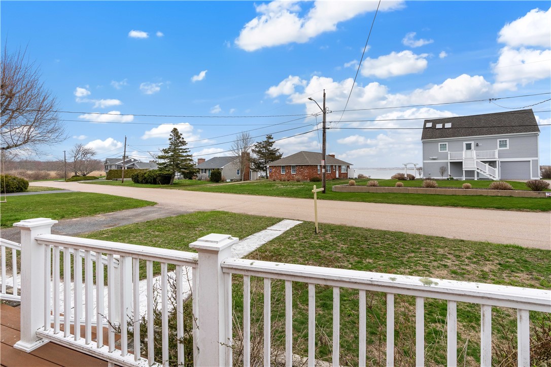 16 Rabbit Run Westerly, RI 02891 - Photo 4 of 23