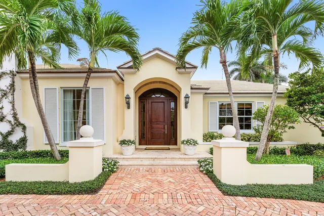 $7,990,000 | 450 Banyan Road, Gulf Stream, FL 33483