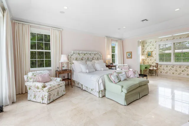 $7,990,000 | 450 Banyan Road, Gulf Stream, FL 33483