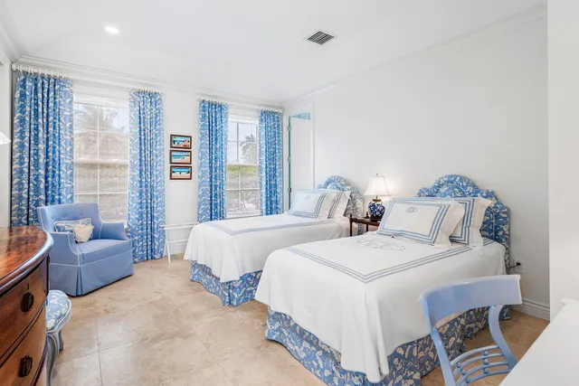 $7,990,000 | 450 Banyan Road, Gulf Stream, FL 33483