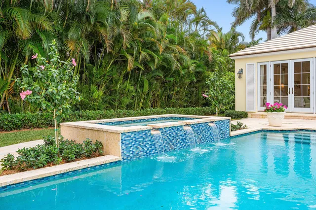 $7,990,000 | 450 Banyan Road, Gulf Stream, FL 33483