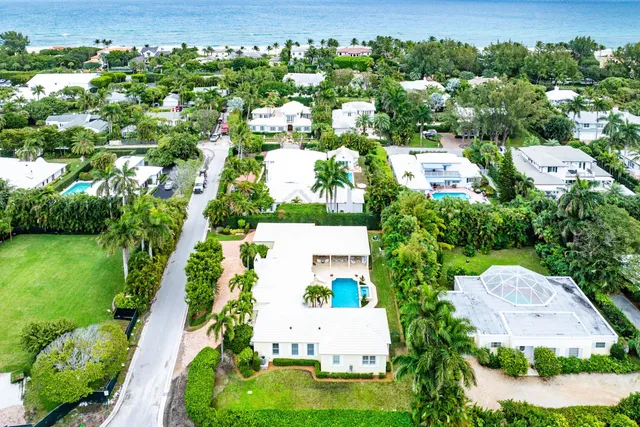 $7,990,000 | 450 Banyan Road, Gulf Stream, FL 33483
