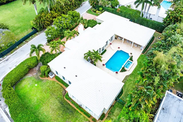 $7,990,000 | 450 Banyan Road, Gulf Stream, FL 33483