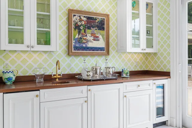 $7,990,000 | 450 Banyan Road, Gulf Stream, FL 33483