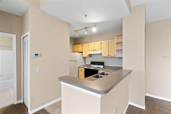 $197,500 | 1440 Lake Shadow Circle, Unit 8305, Maitland, FL 32751