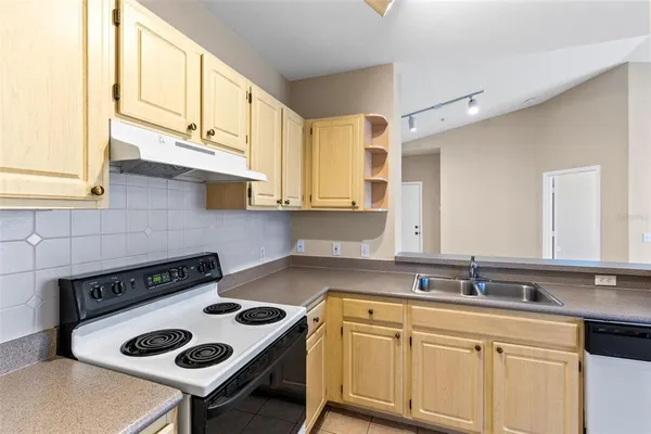 $197,500 | 1440 Lake Shadow Circle, Unit 8305, Maitland, FL 32751