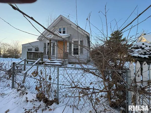 $9,900 | 720 11th Avenue, Rock Island, IL 61201