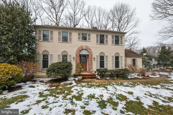 $643,000 | 200 Laurel Lane, Mount Laurel, NJ 08054