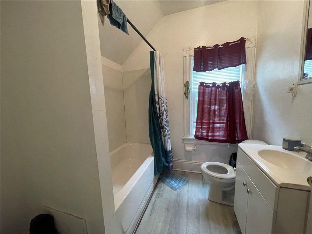 340 Orms Street Providence, RI 02908 - Photo 12 of 19