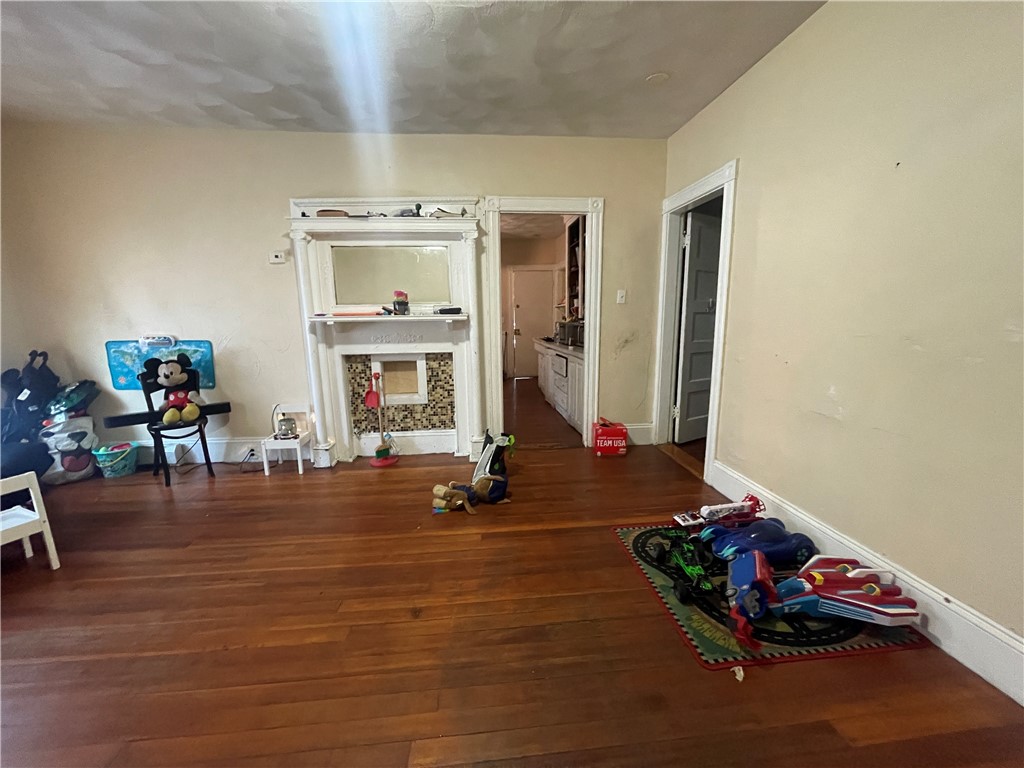 340 Orms Street Providence, RI 02908 - Photo 9 of 19