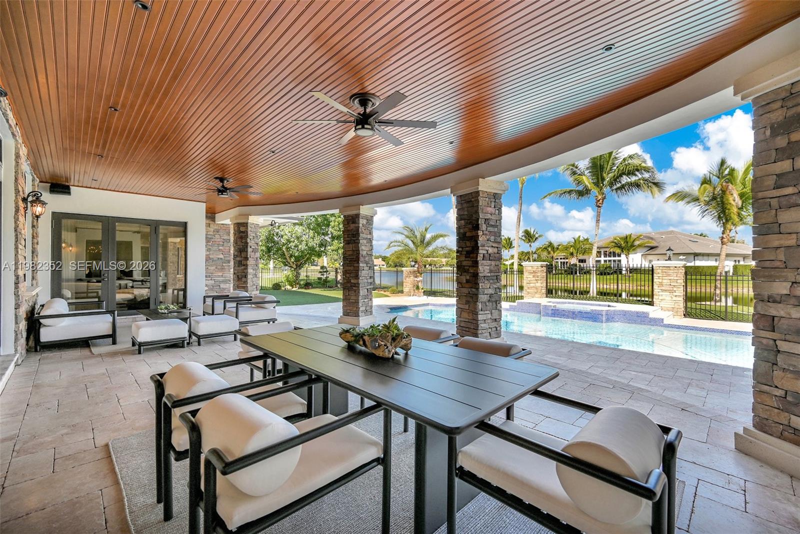 2905 Paddock Road Weston, FL 33331 - Photo 7 of 43