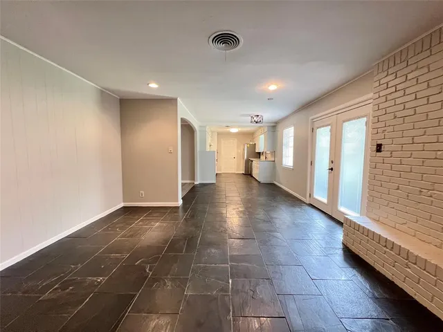 $2,295 | 5908 Wedgmont Circle North, Fort Worth, TX 76133