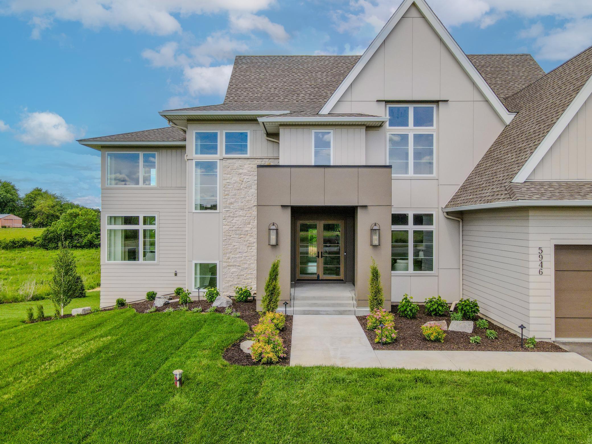 5946 Kochs Crossing Independence, MN 55359 - Photo 4 of 75