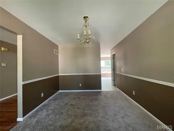 $2,900 | 636 Canary Estates Drive, Ballwin, MO 63021