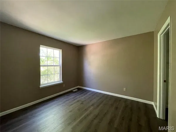 $2,900 | 636 Canary Estates Drive, Ballwin, MO 63021