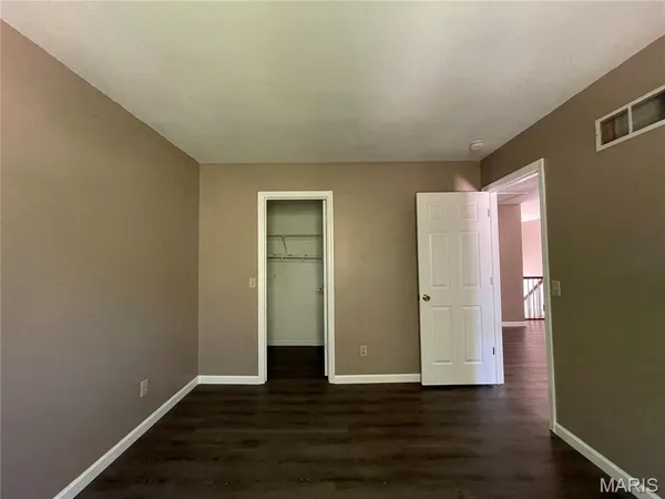 $2,900 | 636 Canary Estates Drive, Ballwin, MO 63021