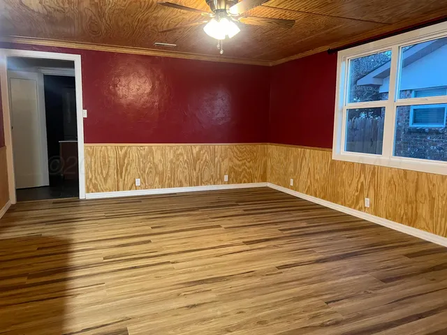 $139,000 | 505 South Denton Street, Booker, TX 79005