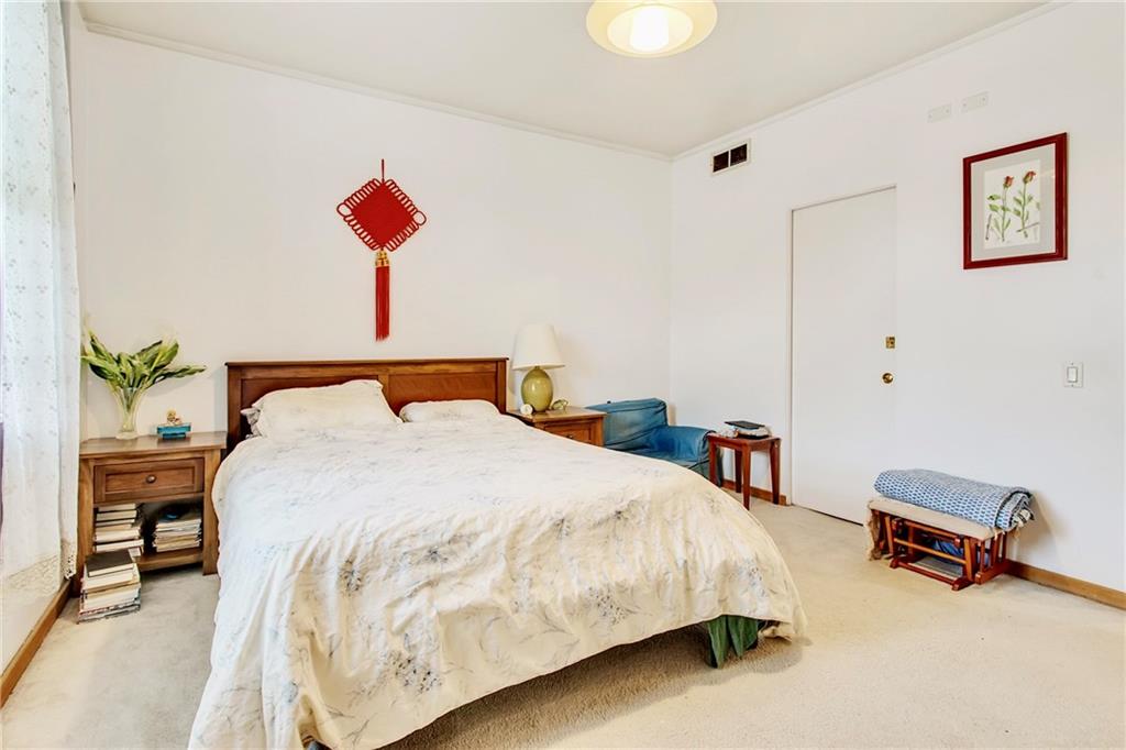 6320 Darlington Road Pittsburgh, PA 15217 - Photo 11 of 22 Gallery Image 11