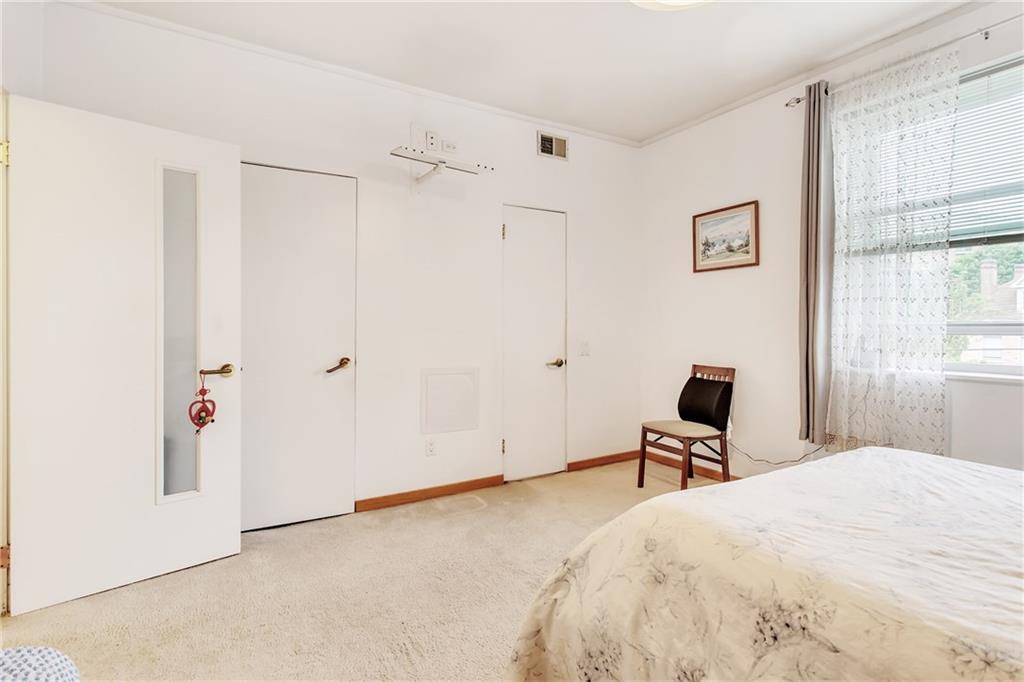 6320 Darlington Road Pittsburgh, PA 15217 - Photo 12 of 22 Gallery Image 12