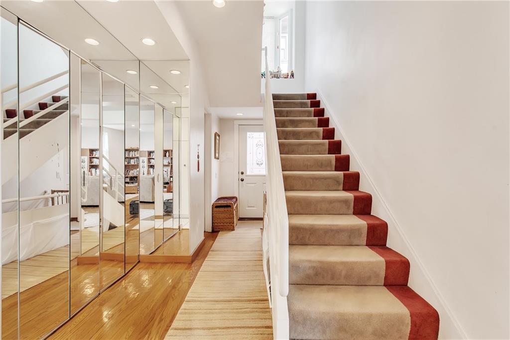 6320 Darlington Road Pittsburgh, PA 15217 - Photo 10 of 22 Gallery Image 10