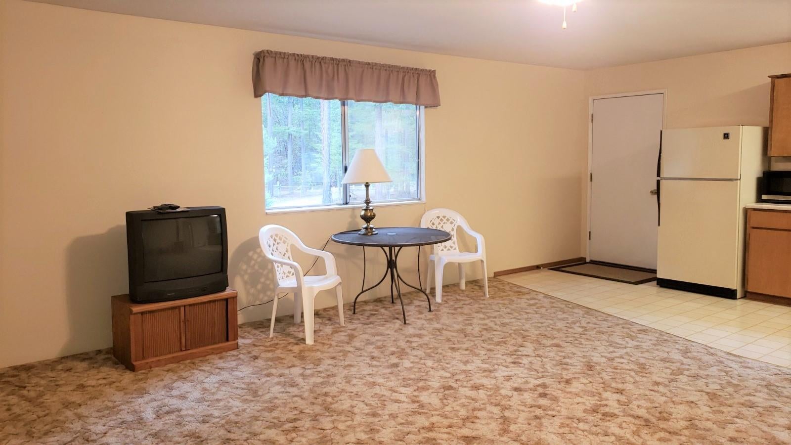 185 Griffin Road Grants Pass, OR 97527 - Photo 22 of 36 20201221_145749